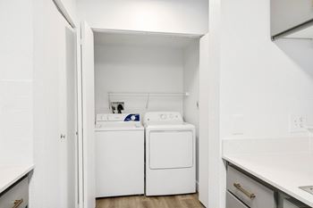 Washer/dryer in unit